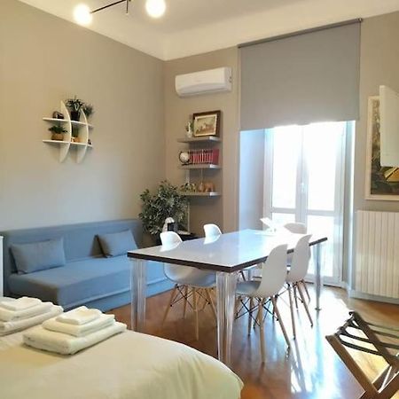 Apartamento Smart Sarpi Monolocale Milán Exterior foto