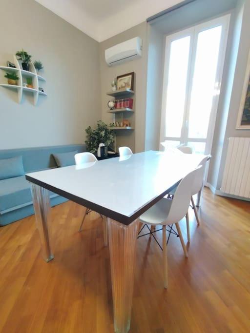 Apartamento Smart Sarpi Monolocale Milán Exterior foto