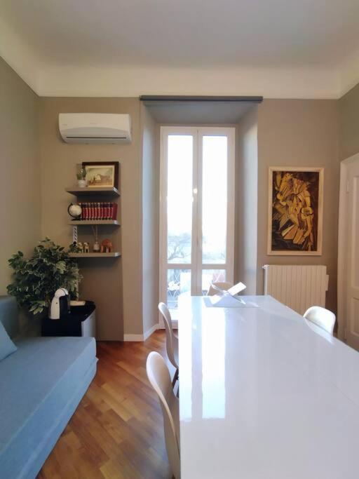 Apartamento Smart Sarpi Monolocale Milán Exterior foto